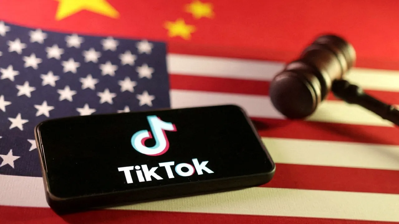 TikTok Comes Back: What Apple's Unique Support Means for Users Amid US Ban
